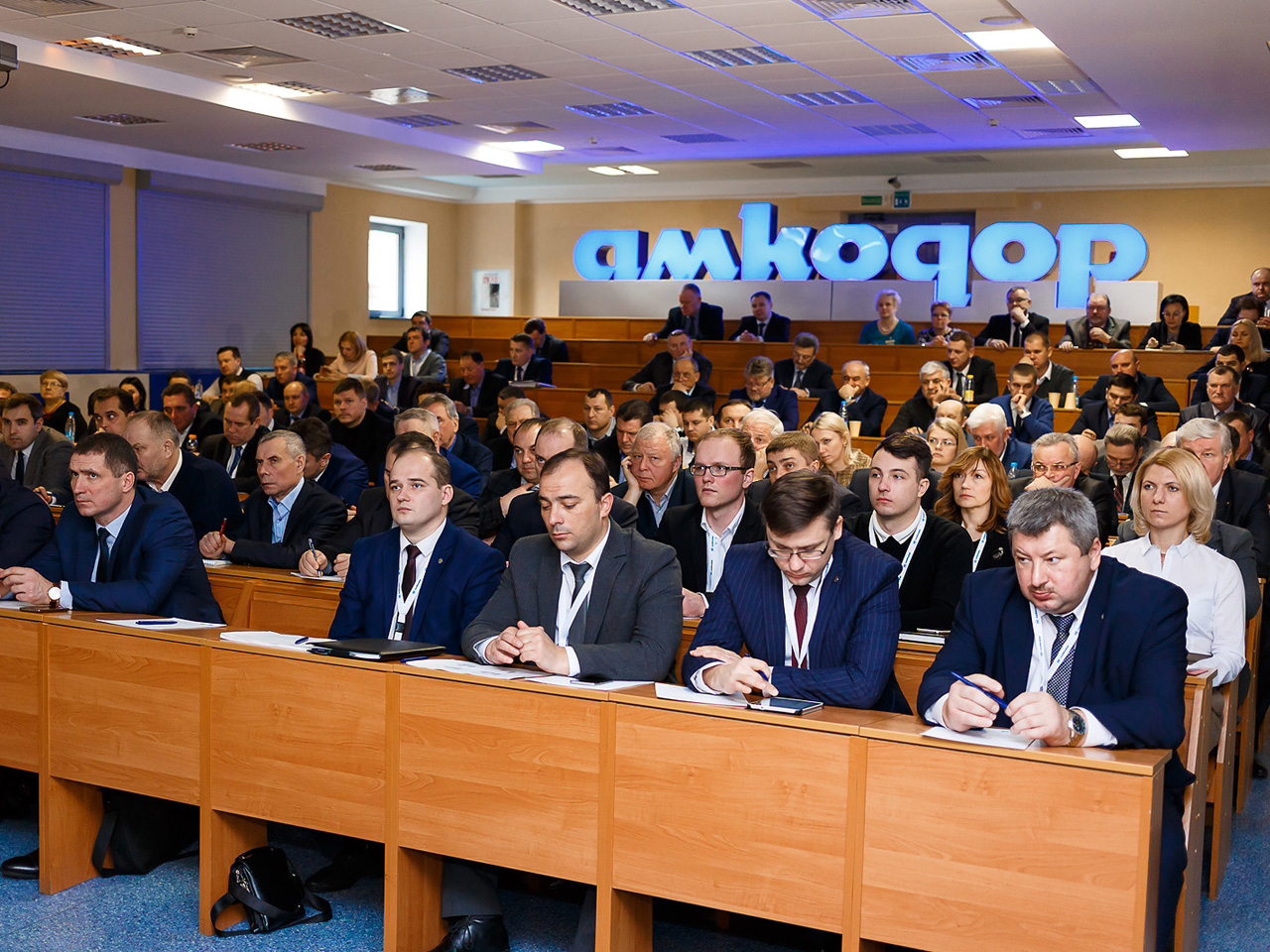 АМКОДОР подвёл итоги работы дилерской сети в РФ
